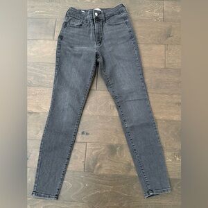 Universal Thread Dark Gray Skinny Jeans